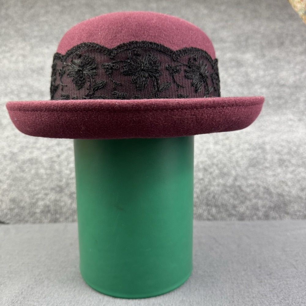 Vintage 100% Wool Felt Cloche Hat Burgundy Wine Black Lace Floral Accent - Picture 2 of 9